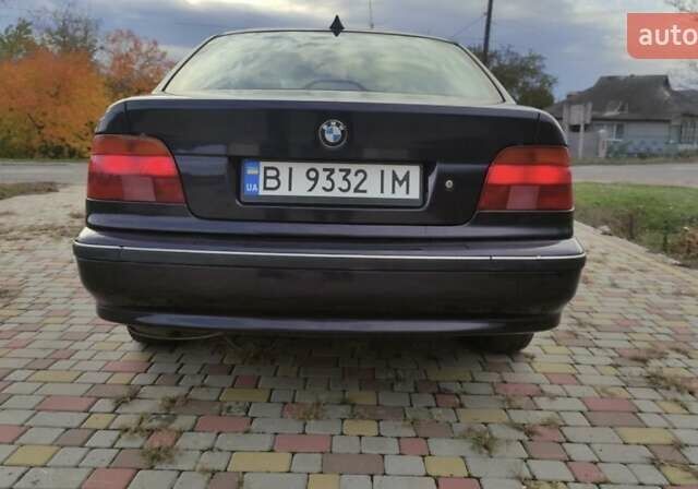 Фиолетовый БМВ 5 Серия, объемом двигателя 1.99 л и пробегом 400 тыс. км за 4000 $, фото 3 на Automoto.ua