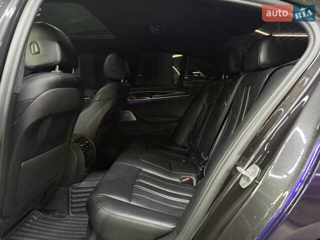 Фиолетовый БМВ 5 Серия, объемом двигателя 3 л и пробегом 147 тыс. км за 34900 $, фото 23 на Automoto.ua