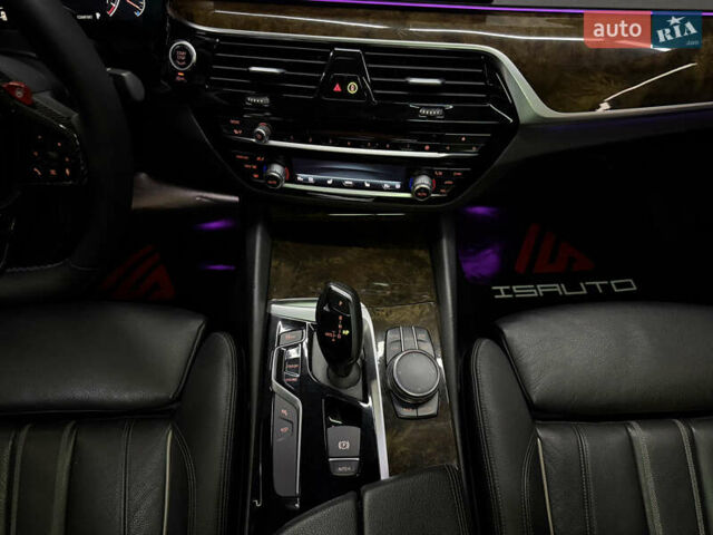 Фиолетовый БМВ 5 Серия, объемом двигателя 3 л и пробегом 147 тыс. км за 34900 $, фото 27 на Automoto.ua