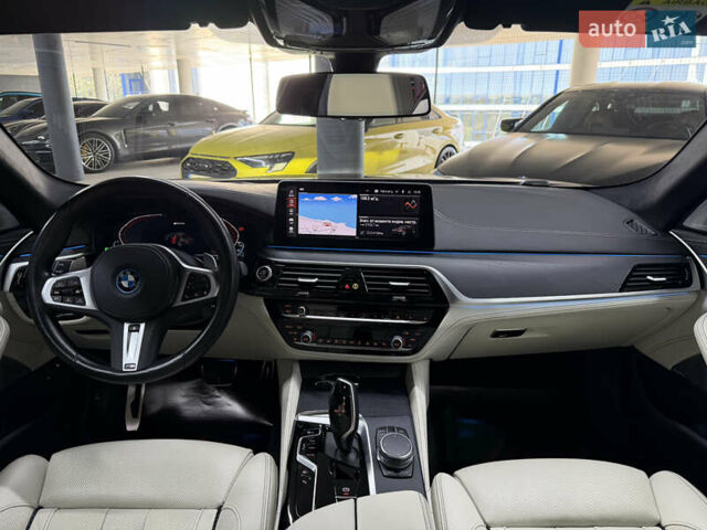 Фиолетовый БМВ 5 Серия, объемом двигателя 3 л и пробегом 27 тыс. км за 60000 $, фото 25 на Automoto.ua