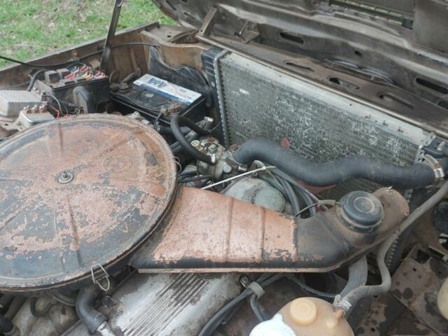 Коричневий БМВ 5 Серія, об'ємом двигуна 2 л та пробігом 200 тис. км за 1850 $, фото 6 на Automoto.ua