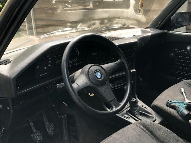 Коричневий БМВ 5 Серія, об'ємом двигуна 3 л та пробігом 360 тис. км за 1700 $, фото 3 на Automoto.ua