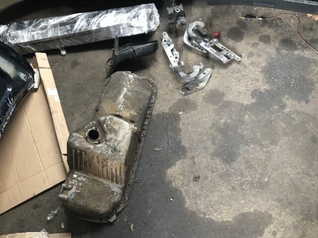 Коричневий БМВ 5 Серія, об'ємом двигуна 3 л та пробігом 360 тис. км за 1700 $, фото 8 на Automoto.ua