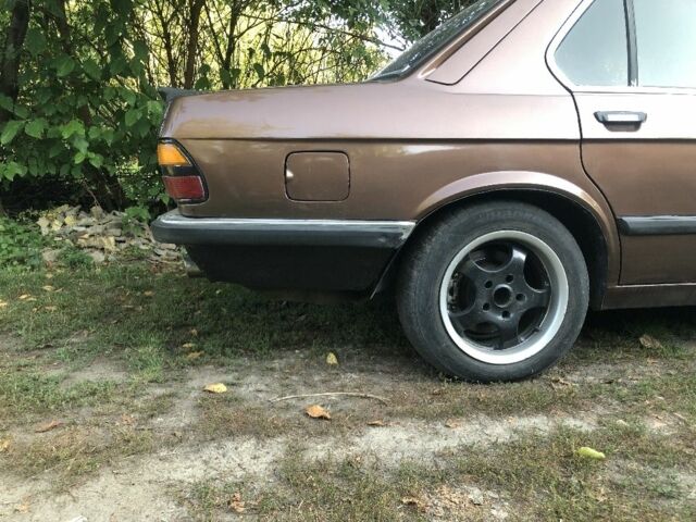 Коричневий БМВ 5 Серія, об'ємом двигуна 3 л та пробігом 360 тис. км за 1700 $, фото 10 на Automoto.ua