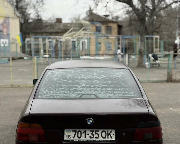 Коричневий БМВ 5 Серія, об'ємом двигуна 2.5 л та пробігом 300 тис. км за 3000 $, фото 10 на Automoto.ua