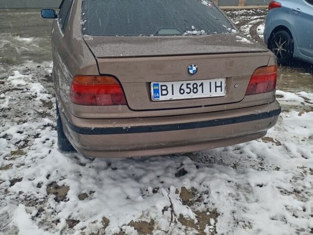 Коричневый БМВ 5 Серия, объемом двигателя 2 л и пробегом 350 тыс. км за 5050 $, фото 5 на Automoto.ua