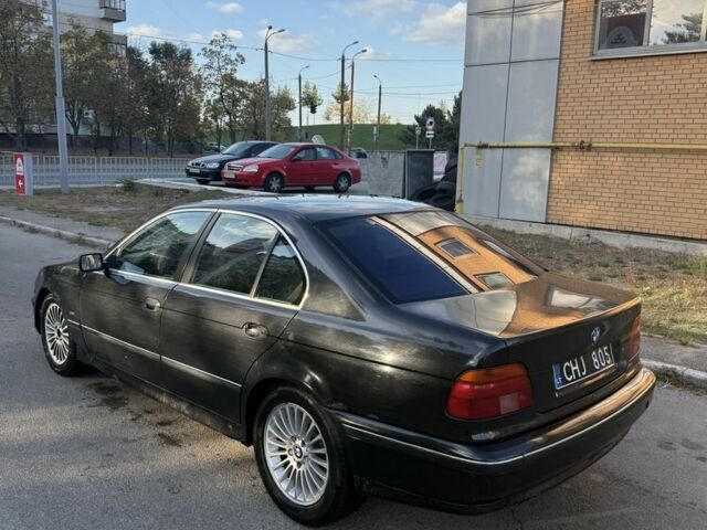 Коричневый БМВ 5 Серия, объемом двигателя 0 л и пробегом 350 тыс. км за 1350 $, фото 5 на Automoto.ua