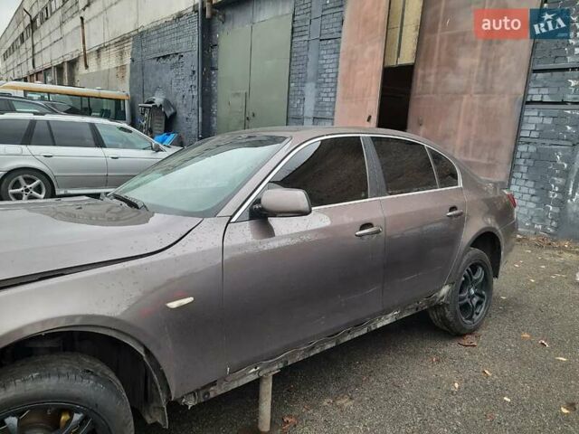 Коричневый БМВ 5 Серия, объемом двигателя 2.2 л и пробегом 275 тыс. км за 3500 $, фото 5 на Automoto.ua