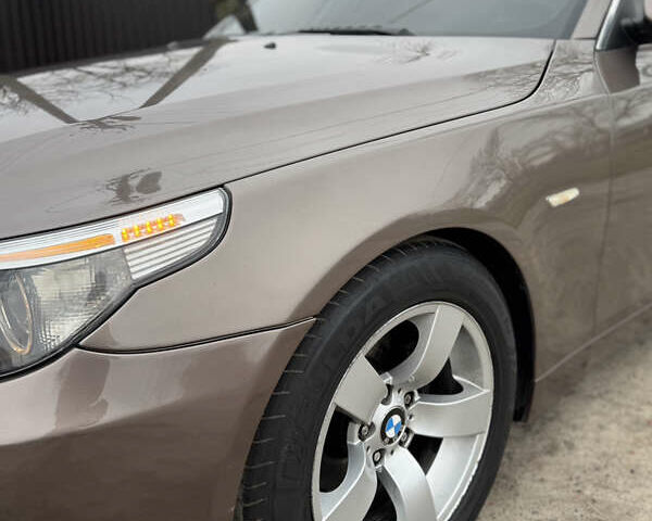 Коричневый БМВ 5 Серия, объемом двигателя 2.5 л и пробегом 275 тыс. км за 7850 $, фото 25 на Automoto.ua