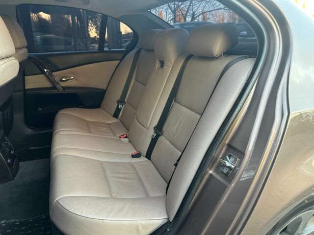 Коричневый БМВ 5 Серия, объемом двигателя 2 л и пробегом 262 тыс. км за 7900 $, фото 22 на Automoto.ua