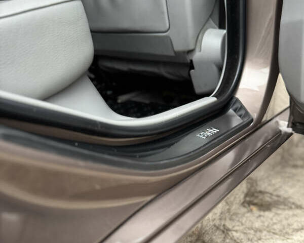 Коричневый БМВ 5 Серия, объемом двигателя 2.5 л и пробегом 275 тыс. км за 7850 $, фото 43 на Automoto.ua