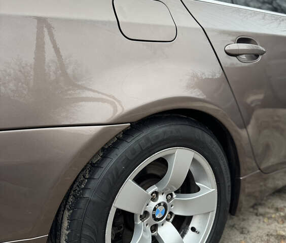 Коричневый БМВ 5 Серия, объемом двигателя 2.5 л и пробегом 275 тыс. км за 7850 $, фото 20 на Automoto.ua