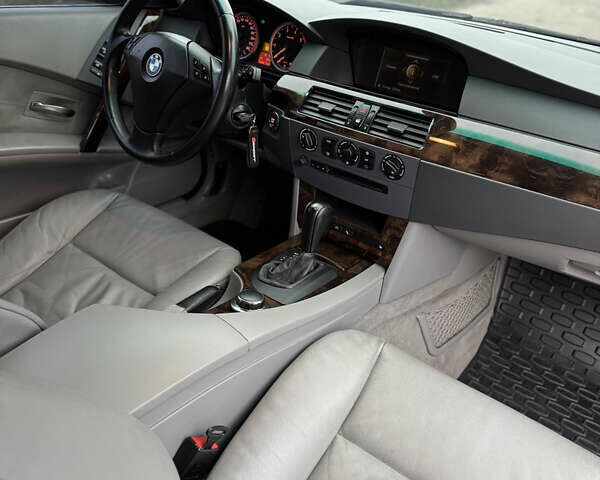 Коричневый БМВ 5 Серия, объемом двигателя 2.5 л и пробегом 275 тыс. км за 7850 $, фото 44 на Automoto.ua