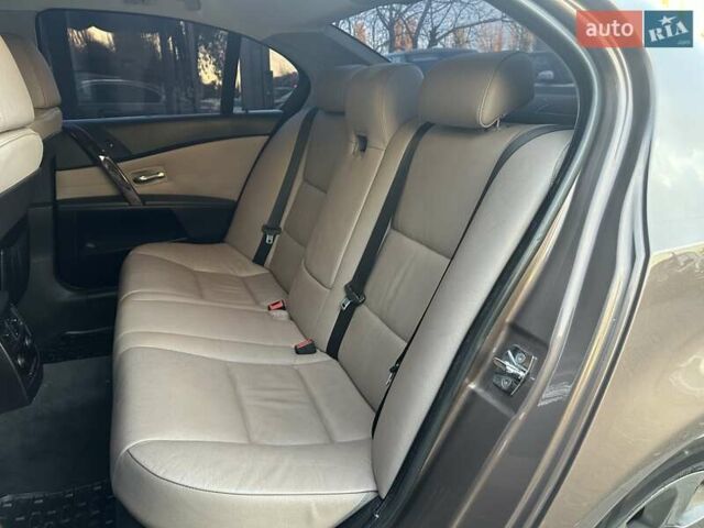 Коричневый БМВ 5 Серия, объемом двигателя 2 л и пробегом 262 тыс. км за 7900 $, фото 28 на Automoto.ua