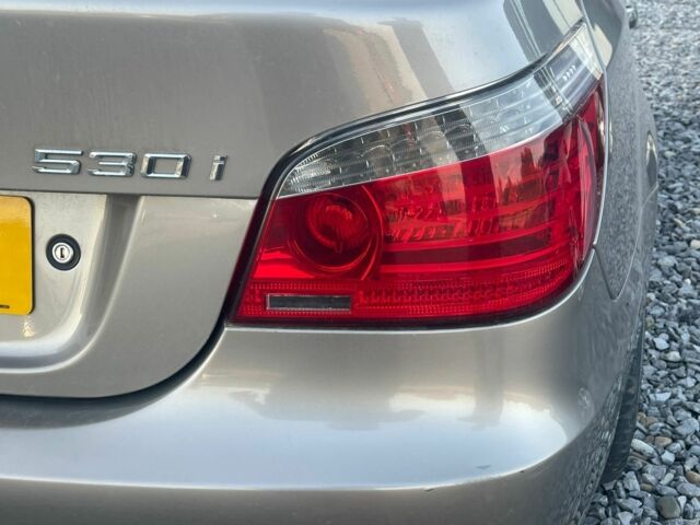 Коричневий БМВ 5 Серія, об'ємом двигуна 3 л та пробігом 270 тис. км за 5197 $, фото 5 на Automoto.ua