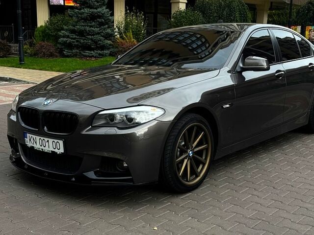 Коричневий БМВ 5 Серія, об'ємом двигуна 3 л та пробігом 199 тис. км за 13000 $, фото 1 на Automoto.ua