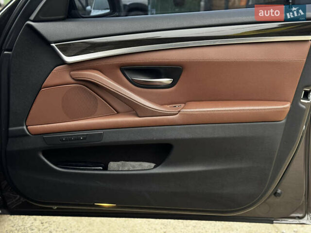 Коричневый БМВ 5 Серия, объемом двигателя 3 л и пробегом 230 тыс. км за 14250 $, фото 63 на Automoto.ua