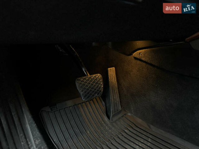 Коричневый БМВ 5 Серия, объемом двигателя 3 л и пробегом 230 тыс. км за 14250 $, фото 29 на Automoto.ua