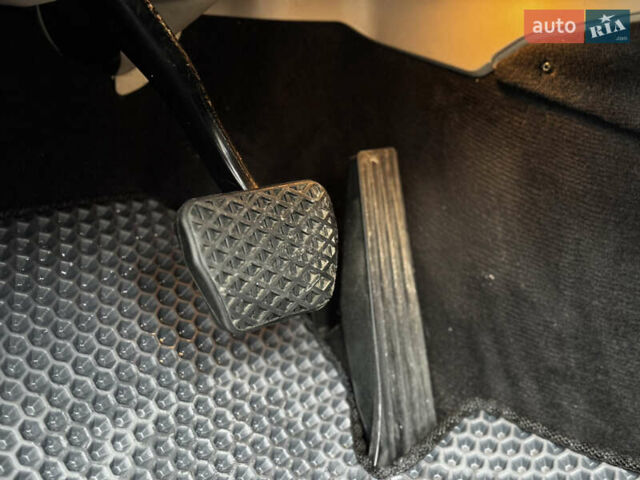 БМВ 5 Серия 2012 в Житомире на Automoto.ua Коричневый БМВ 5 Серия, объемом двигателя 2 л и пробегом 228 тыс. км за 12999 $, фото 23 на Automoto.ua