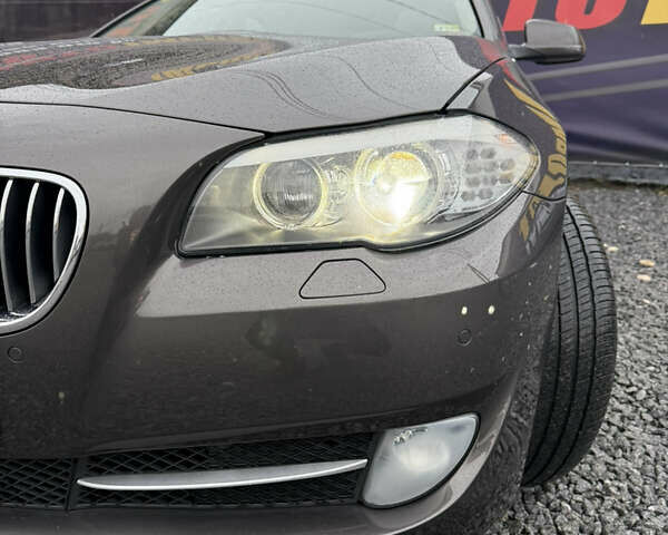 Коричневый БМВ 5 Серия, объемом двигателя 2 л и пробегом 180 тыс. км за 11900 $, фото 2 на Automoto.ua