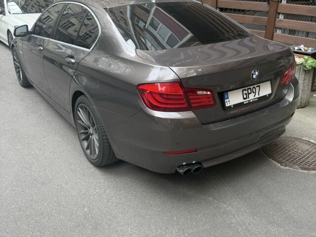 Коричневый БМВ 5 Серия, объемом двигателя 2 л и пробегом 212 тыс. км за 13300 $, фото 5 на Automoto.ua