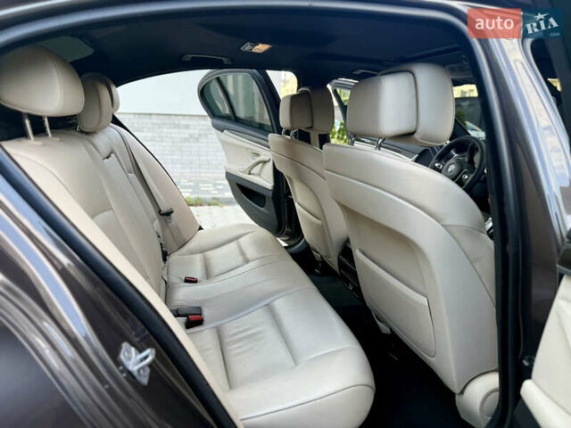 Коричневый БМВ 5 Серия, объемом двигателя 2.99 л и пробегом 260 тыс. км за 20000 $, фото 26 на Automoto.ua