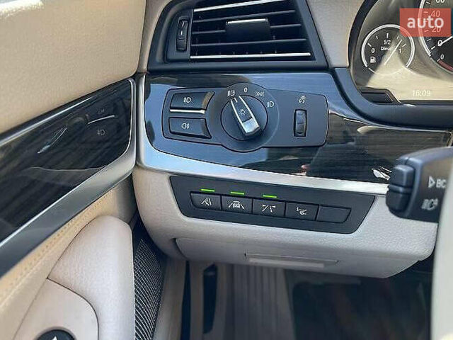 Коричневый БМВ 5 Серия, объемом двигателя 2.99 л и пробегом 302 тыс. км за 18250 $, фото 4 на Automoto.ua