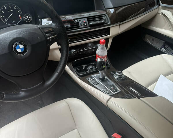 Коричневий БМВ 5 Серія, об'ємом двигуна 2 л та пробігом 207 тис. км за 15200 $, фото 7 на Automoto.ua