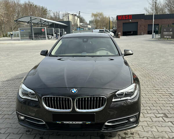 Коричневый БМВ 5 Серия, объемом двигателя 2.99 л и пробегом 302 тыс. км за 18250 $, фото 1 на Automoto.ua