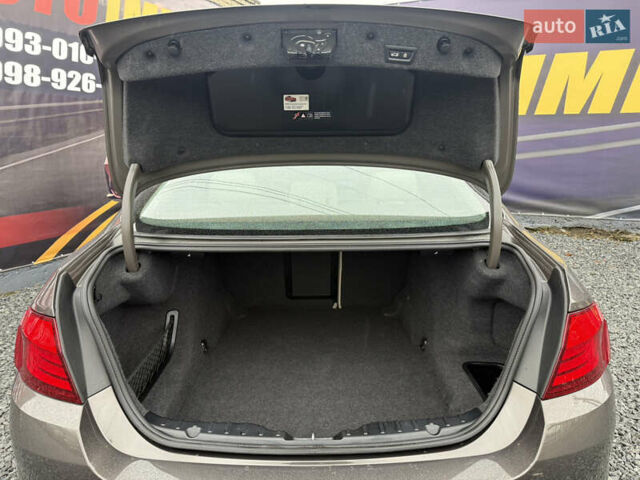 Коричневый БМВ 5 Серия, объемом двигателя 2 л и пробегом 180 тыс. км за 11900 $, фото 6 на Automoto.ua