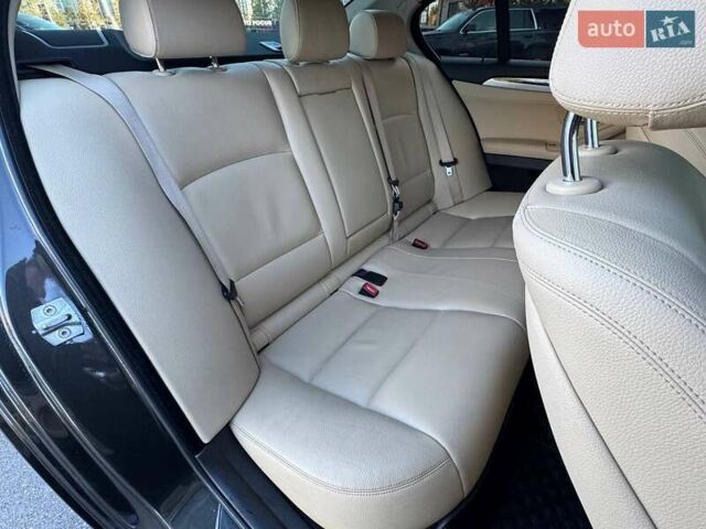 Коричневый БМВ 5 Серия, объемом двигателя 2 л и пробегом 242 тыс. км за 15490 $, фото 10 на Automoto.ua