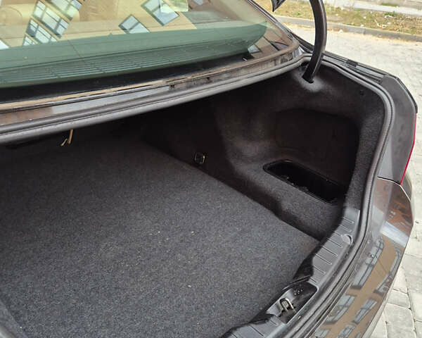 БМВ 5 Серия 2015 в Остоге на Automoto.ua Коричневый БМВ 5 Серия, объемом двигателя 2 л и пробегом 255 тыс. км за 11999 $, фото 30 на Automoto.ua