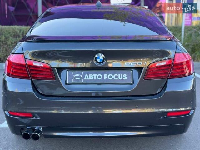 Коричневый БМВ 5 Серия, объемом двигателя 2 л и пробегом 242 тыс. км за 15490 $, фото 5 на Automoto.ua