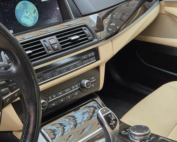 БМВ 5 Серия 2015 в Остоге на Automoto.ua Коричневый БМВ 5 Серия, объемом двигателя 2 л и пробегом 255 тыс. км за 11999 $, фото 49 на Automoto.ua