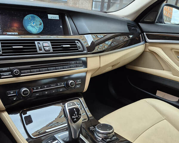 БМВ 5 Серия 2015 в Остоге на Automoto.ua Коричневый БМВ 5 Серия, объемом двигателя 2 л и пробегом 255 тыс. км за 11999 $, фото 62 на Automoto.ua