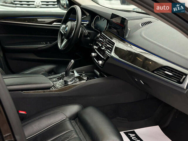 Коричневый БМВ 5 Серия, объемом двигателя 3 л и пробегом 167 тыс. км за 29990 $, фото 48 на Automoto.ua