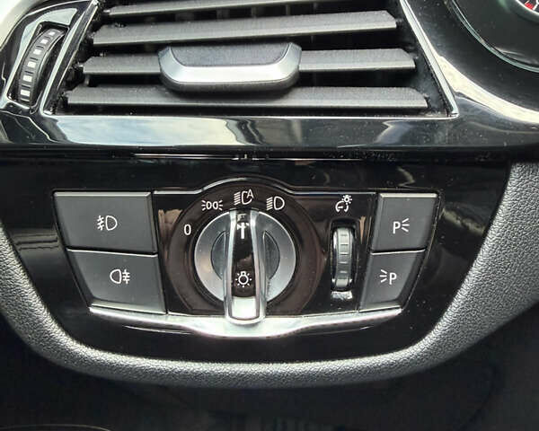 Коричневий БМВ 5 Серія, об'ємом двигуна 2.99 л та пробігом 154 тис. км за 38000 $, фото 25 на Automoto.ua