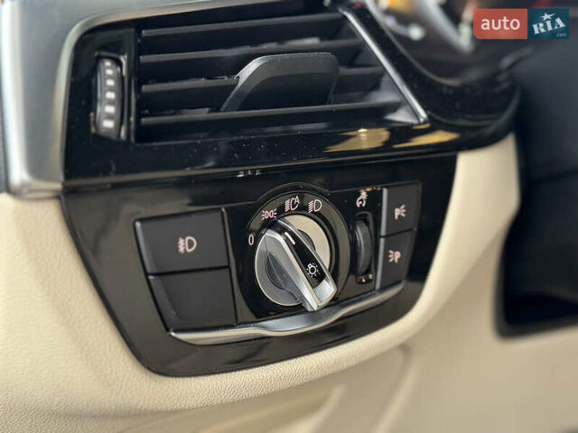 Коричневий БМВ 5 Серія, об'ємом двигуна 2 л та пробігом 133 тис. км за 23500 $, фото 19 на Automoto.ua