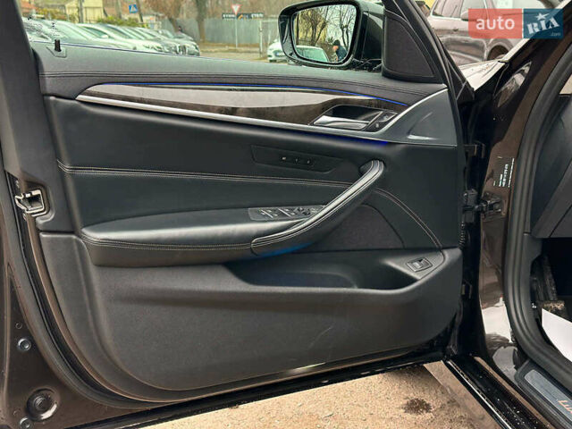 Коричневый БМВ 5 Серия, объемом двигателя 3 л и пробегом 167 тыс. км за 29990 $, фото 21 на Automoto.ua