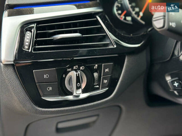 Коричневый БМВ 5 Серия, объемом двигателя 3 л и пробегом 167 тыс. км за 29990 $, фото 26 на Automoto.ua