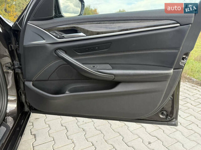 Коричневий БМВ 5 Серія, об'ємом двигуна 2.99 л та пробігом 154 тис. км за 38000 $, фото 17 на Automoto.ua