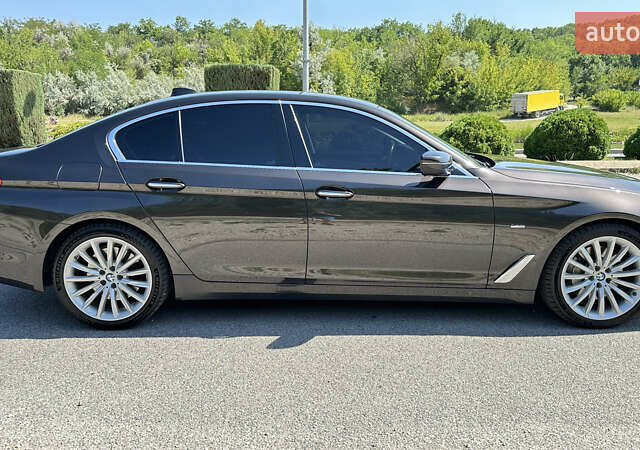 Коричневый БМВ 5 Серия, объемом двигателя 2.99 л и пробегом 190 тыс. км за 31999 $, фото 1 на Automoto.ua