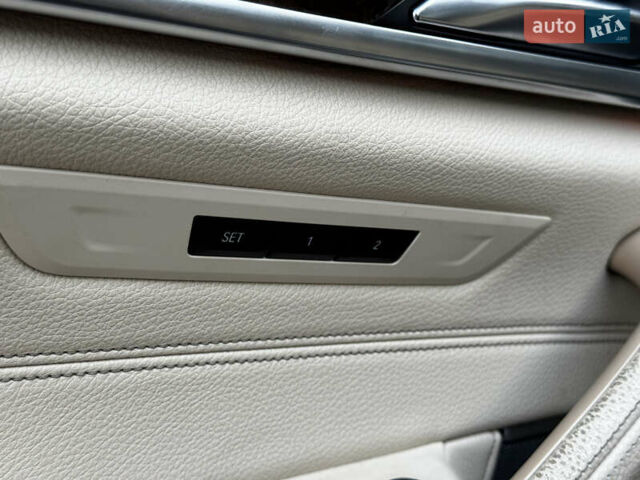 Коричневий БМВ 5 Серія, об'ємом двигуна 3 л та пробігом 133 тис. км за 32900 $, фото 39 на Automoto.ua