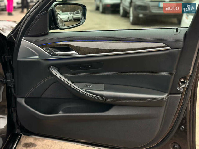 Коричневый БМВ 5 Серия, объемом двигателя 3 л и пробегом 167 тыс. км за 29990 $, фото 52 на Automoto.ua