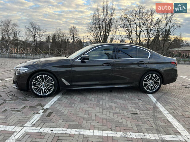 Коричневый БМВ 5 Серия, объемом двигателя 3 л и пробегом 140 тыс. км за 31000 $, фото 3 на Automoto.ua