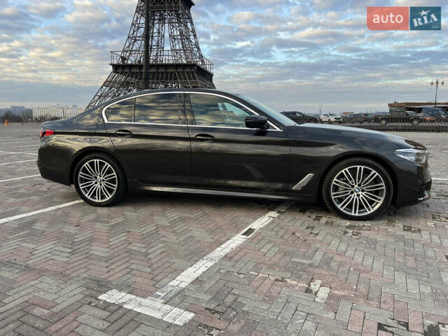 Коричневый БМВ 5 Серия, объемом двигателя 3 л и пробегом 140 тыс. км за 31000 $, фото 4 на Automoto.ua
