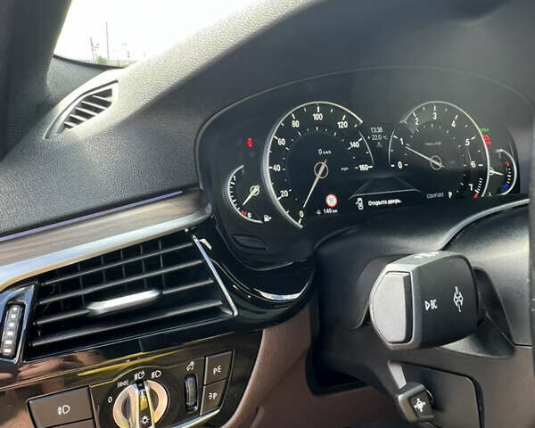 Коричневий БМВ 5 Серія, об'ємом двигуна 2 л та пробігом 106 тис. км за 33000 $, фото 15 на Automoto.ua