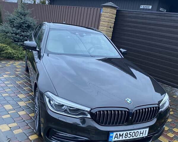 Коричневий БМВ 5 Серія, об'ємом двигуна 3 л та пробігом 206 тис. км за 43000 $, фото 2 на Automoto.ua