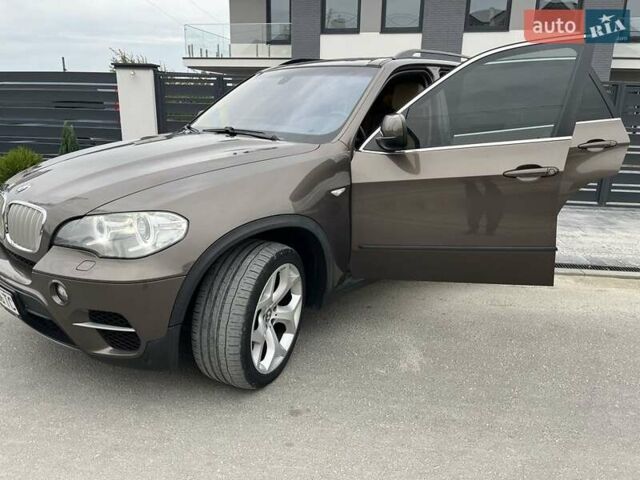 Коричневый БМВ 5 Серия, объемом двигателя 3 л и пробегом 248 тыс. км за 17000 $, фото 3 на Automoto.ua