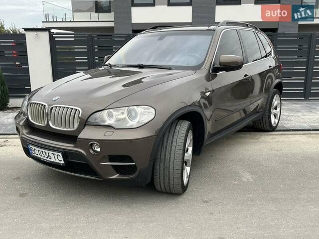 Коричневый БМВ 5 Серия, объемом двигателя 3 л и пробегом 248 тыс. км за 17000 $, фото 1 на Automoto.ua